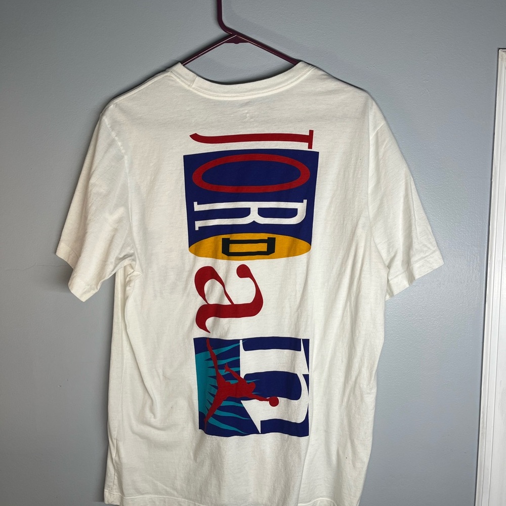 Jordan White Short Sleeve Graphic Tee Size Medium